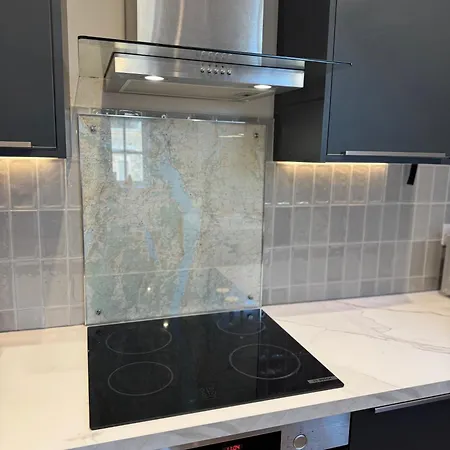 Apartment The Queens Nest, 1 - Bed, Sleeps 2, Pets Welcome *